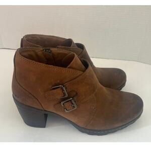 Women's BOC Born Concept Boots Booties Ankle Brown Leather Zipper Size 9.5/41